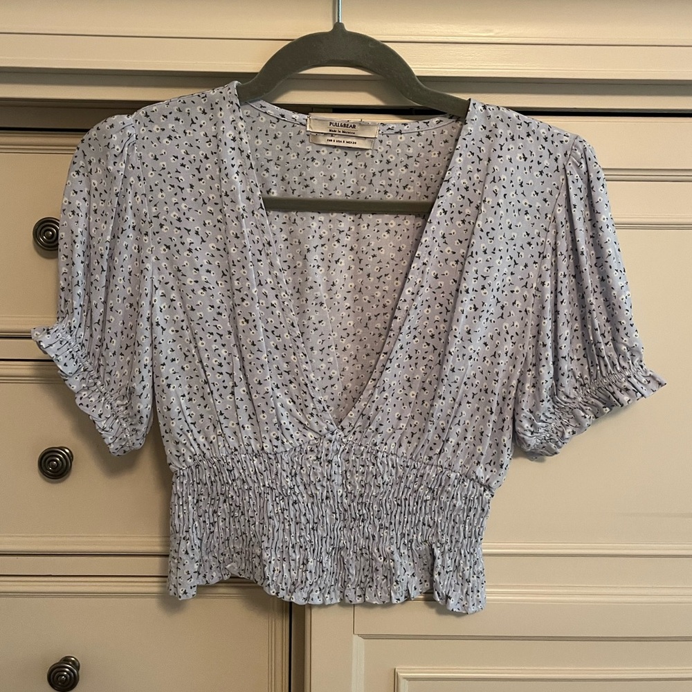 Pull&Bear Cropped Shirt